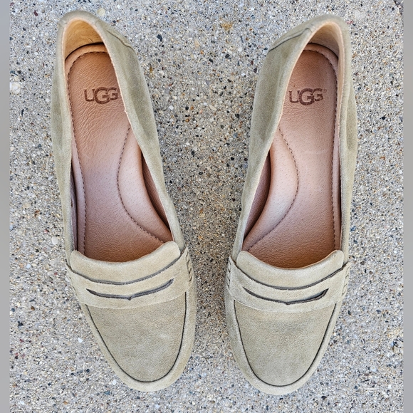 UGG Elise Studded Suede Shoe 7.5 - Picture 1 of 6